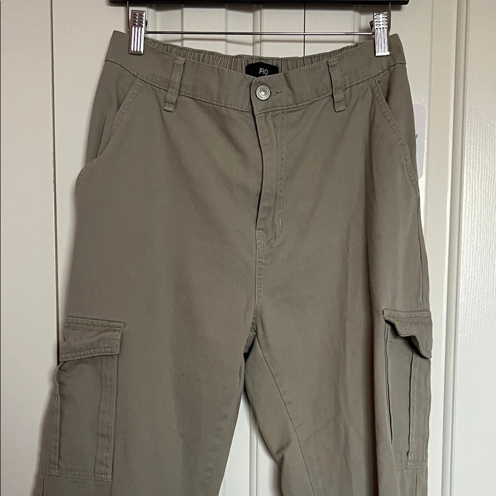 Olive Cargo Pants High Rise Baggy Cargo Straight Leg Pant - Picture 2 of 6